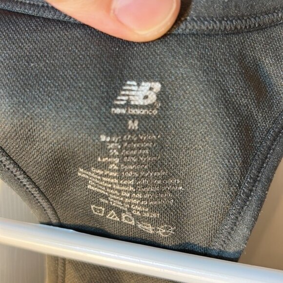 New Balance Sports Bra Size Medium - Picture 3 of 4